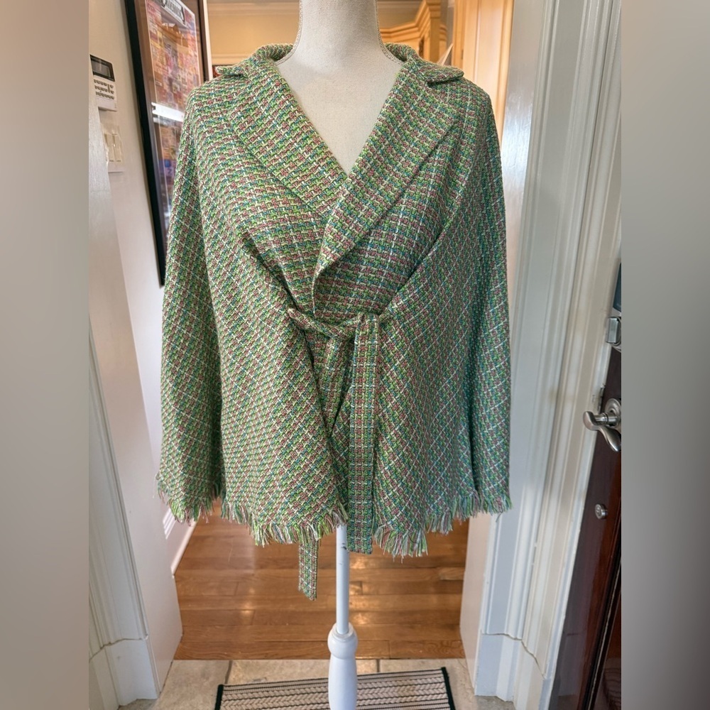 Lilly and Taylor ladies wrap jacket size 8, excellent condition, fringed - Picture 7 of 11